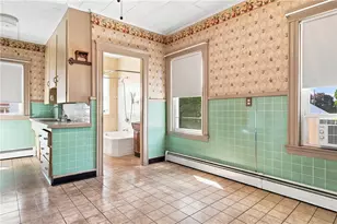 29 E Earle St, Cumberland, RI 02864 - Photo 15