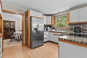 189 Wolf Rock Rd, Exeter, RI 02822 - Photo 17