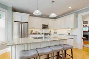 70 Humboldt Ave, Providence, RI 02906 - Photo 1