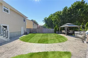 33 Scott Dr, East Providence, RI 02915 - Photo 27