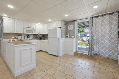 33 Scott Drive, East Providence, RI 02915 - Photo 23