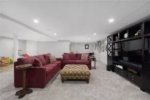 15 W Glen Ln, West Warwick, RI 02893 - Photo 33