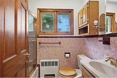 22 Hatfield Street, North Kingstown, RI 02852 - Photo 15