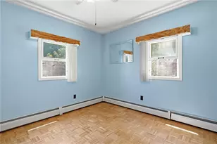 22 Hatfield St, North Kingstown, RI 02852 - Photo 19