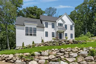 15 Tuscan Ct, Cumberland, RI 02864 - Photo 1