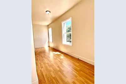 887 Branch Avenue #2, Providence, RI 02904 - Photo 3