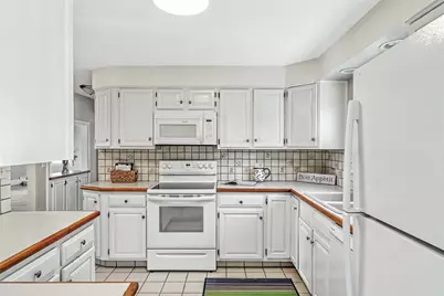 25 Viking Drive, Bristol, RI 02809 - Photo 13