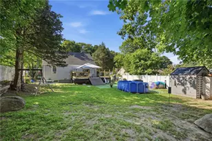 7 Dexter St, Coventry, RI 02816 - Photo 37