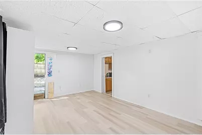 127 Meadow Street, Pawtucket, RI 02860 - Photo 13