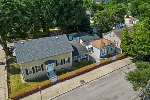 127 Meadow St, Pawtucket, RI 02860 - Photo 1