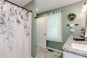 21 Joe Fromms Way, West Warwick, RI 02893 - Photo 15