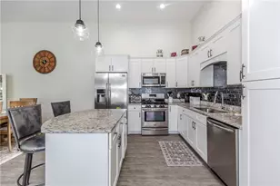 21 Joe Fromms Way, West Warwick, RI 02893 - Photo 9