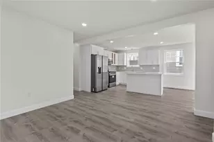 22 Sherwood St, Providence, RI 02904 - Photo 9