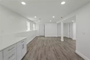 22 Sherwood St, Providence, RI 02904 - Photo 31