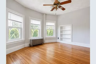 225 Hunts Avenue, Pawtucket, RI 02861 - Photo 11