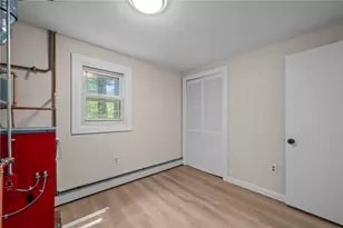 30 Hollywood Ave, Coventry, RI 02816 - Photo 35
