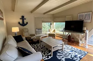14 Buoy St, Jamestown, RI 02835 - Photo 11
