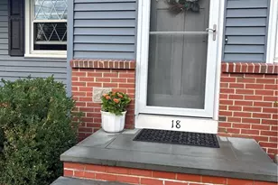 18 Mellon Rd, Warwick, RI 02889 - Photo 3