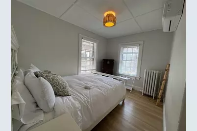 8 Barney Street #2, Newport, RI 02840 - Photo 9
