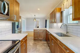 119 Shirley Blvd, Cranston, RI 02910 - Photo 13