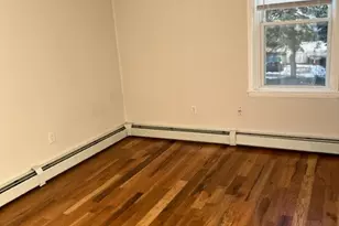 39 America St, Providence, RI 02903 - Photo 13