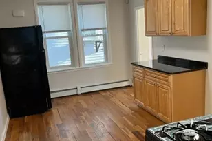 39 America St, Providence, RI 02903 - Photo 11