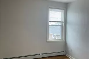 39 America St, Providence, RI 02903 - Photo 17