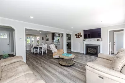 303 Gorton Lake Boulevard, Warwick, RI 02886 - Photo 11