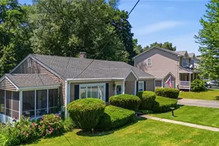 44 Desmarais St, Cumberland, RI 02864 - Photo 5