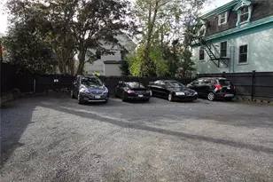 75 Pelham St, Newport, RI 02840 - Photo 35
