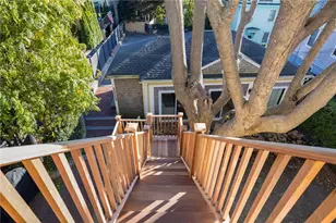 75 Pelham St, Newport, RI 02840 - Photo 33