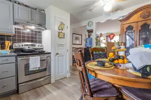 184 Gladstone St, Cranston, RI 02920 - Photo 15