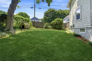 49 W Warwick Ave, West Warwick, RI 02893 - Photo 25