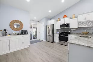 628 Sandy Ln, Warwick, RI 02889 - Photo 7
