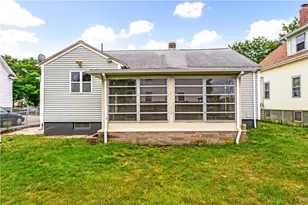 47 Corina St, Providence, RI 02908 - Photo 5