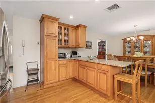 68 Birchwood Dr, Narragansett, RI 02882 - Photo 27