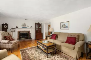 68 Birchwood Dr, Narragansett, RI 02882 - Photo 19