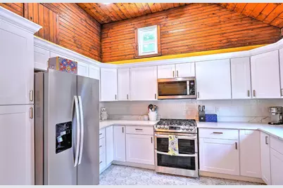 149 Earle Street, Woonsocket, RI 02895 - Photo 21