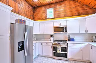 149 Earle St, Woonsocket, RI 02895 - Photo 21