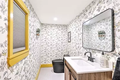 149 Earle Street, Woonsocket, RI 02895 - Photo 25