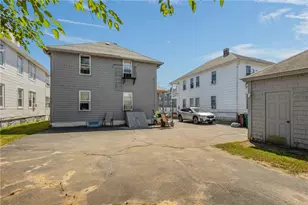 1205 Park Ave, Woonsocket, RI 02895 - Photo 11