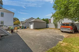 1205 Park Ave, Woonsocket, RI 02895 - Photo 9