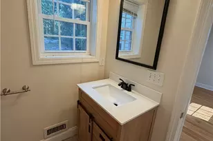 9 County St, Seekonk, MA 02771 - Photo 47