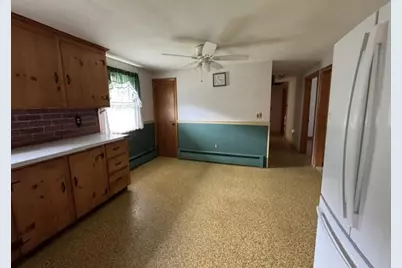 26 Central Avenue, Warren, RI 02885 - Photo 9