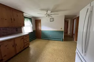 26 Central Ave, Warren, RI 02885 - Photo 9