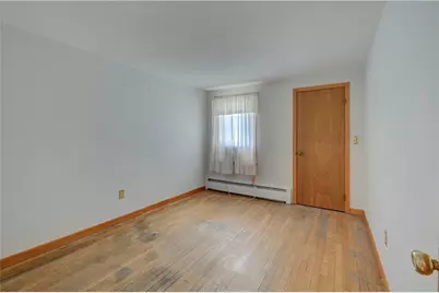 26 Central Avenue, Warren, RI 02885 - Photo 3
