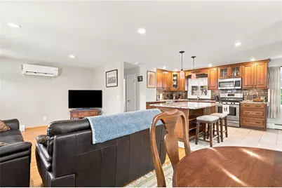 9 Patricia Circle, Smithfield, RI 02917 - Photo 11
