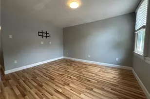 16 Lonsdale School St, Lincoln, RI 02865 - Photo 5