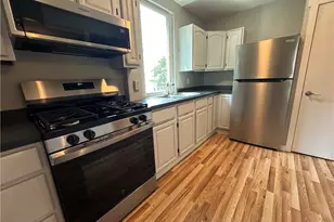 16 Lonsdale School St, Lincoln, RI 02865 - Photo 3