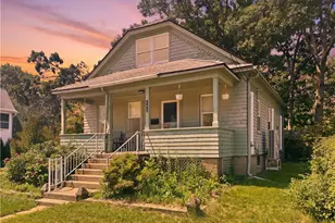 131 Welfare Ave, Warwick, RI 02888 - Photo 1